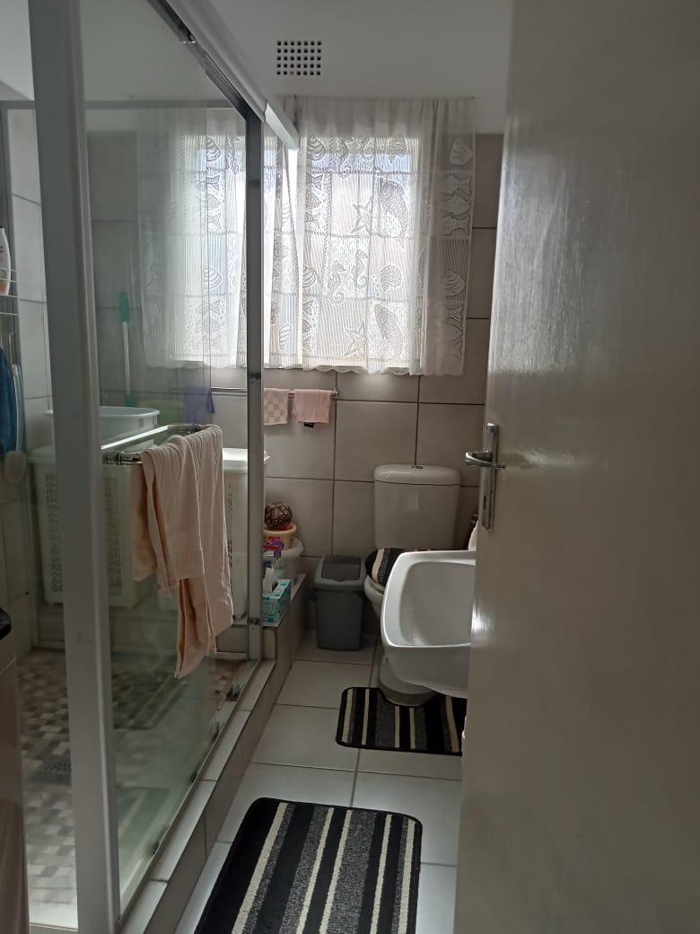 2 Bedroom Property for Sale in Theewaterskloof Country Estate Western Cape